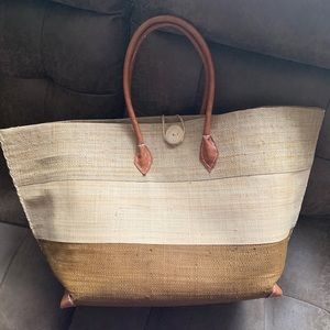 Large tote